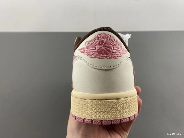 Scott Air 34 1 7381 OG Travis x DZ4137- Compact Low Jordan 0911